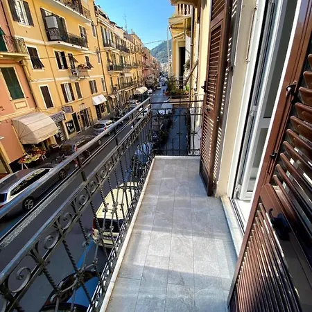 Apartment Dante *